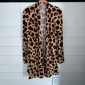 NWOT - women’s XL - kimono - animal print
